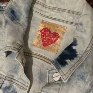 SLINK love your body Denim Jacket with Tie-Dye snow washed stonewashed Design